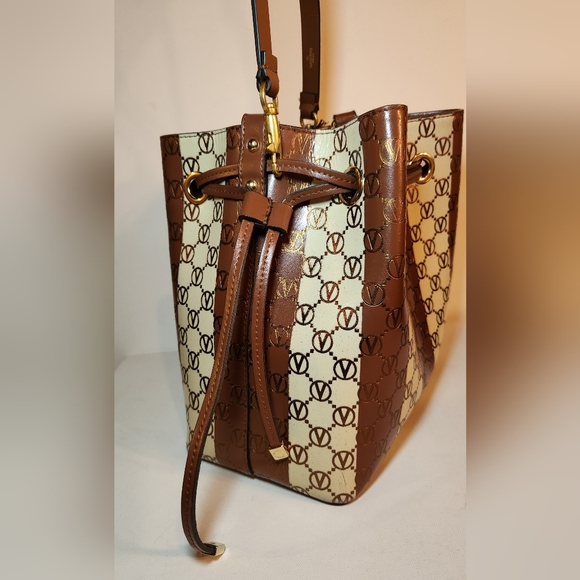 NWT! Valentino by Mario Valentino monogram leather bucket bag - Picture 7 of 9
